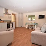 Holiday home 2 Bed In Oc-75697 *