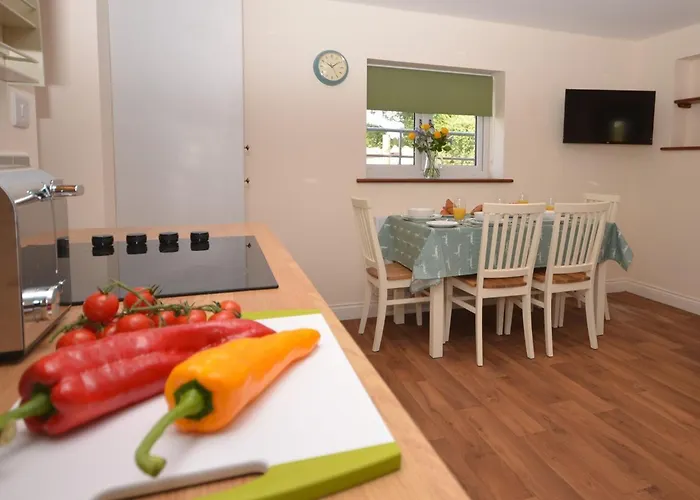 2 Bed In Oc-75697 Bristol