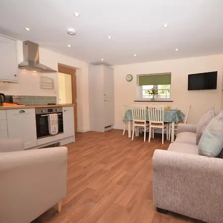 2 Bed In Oc-75697 * بريستول