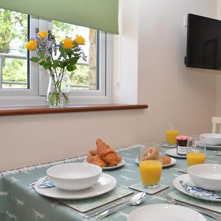 2 Bed In Oc-75697 * بريستول